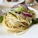 リトルネスト - 農園野菜とドライトマトのペペロンチーノ