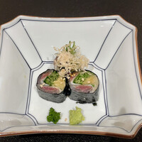 神楽坂 鮨 弥栄 - 鰯の海苔巻き