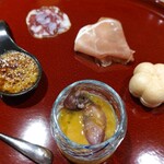 l'adour - ●フォアグラのブリュレ、ホタルイカ、パルマハム等