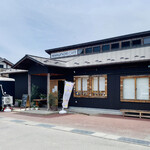 MARUMORI CAFE - 外観　元は自然薯うどんのお店だったとは思えないね