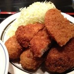 ミックス定食 (950円)