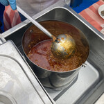 イスマイル - バターチキンカレーありました
子供を抱いた同胞の方が注文してるのを見て（食べるんだなー）と思った。うおー楽しいぞー！！
あり？オレだけ？笑