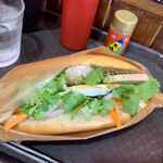 Juicy Banh Mi - 