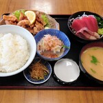 角新食堂 - おすすめセット「刺身・鳥から揚げ」
            1200円