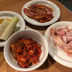元氣七輪焼肉 牛繁 - 