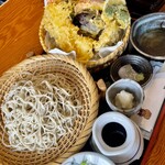 源氏 蕎麦 - 天然大海老と野菜天ざる¥2,000