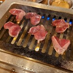 大衆鶏焼肉 鶏とし - 