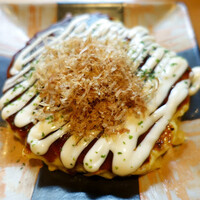 OSAKA きっちん 銀座本店 - ハーフ&ハーフ豚玉