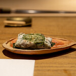 室町 和久傳 - 2022.5 蓬餅（干し芋と餡子入り）