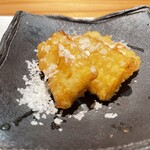 割鮮 入たに - 【 とうもろこしの天ぷら 】