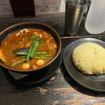174485071 - スープカレー チキン＋スープ【大盛り】＋ライス【M】