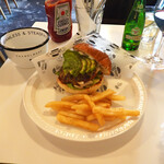 Burger Mania - アボカド・チーズバーガー