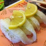 回転寿し トリトン 平岸店 - 炙りえんがわ