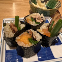 築地青空三代目 本店 - ネギトロと卵の巻物