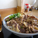 清水屋 - メガ肉ぶっかけうどん