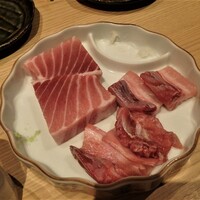 焼うお いし川 - 南鮪(インドマグロ)大トロ　筋