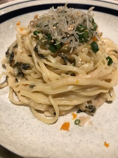 Waiado kicchin wizu futaba furutsu para - 高菜とじゃこの明太子パスタ968円