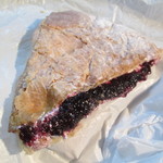 コープベーカリー - 料理写真:ﾐﾙﾌｨｰﾕ（ﾌﾞﾙｰﾍﾞﾘｰ） 148円