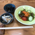 多喜屋 - 前菜？ 箸休め？ 的な定食の1部。