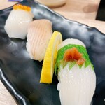 沼津魚がし鮨 - 梅肉のせ、ミミ