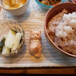 カフェ＆キッチン ｙｙ - 同行者の方と違うくまさん