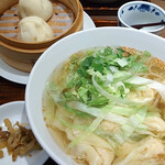 Mei mei - エビワンタン麺と肉まんセット