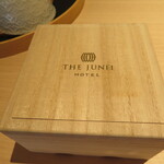 THE JUNEI HOTEL KYOTO - こちらの木箱の中は・・・