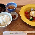 食のつむぎカフェ UMENOHANA エビスタ西宮店 - 