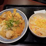 Yoshinoya - 新親子丼と生野菜サラダ