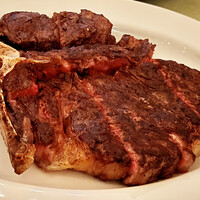 37 Steakhouse & Bar - 