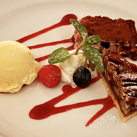 37 Steakhouse & Bar - 