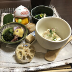 Renkonya - 前菜・京都南禅寺のおぼろ豆腐、おひたしなど