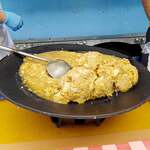 イスマイル - チョトポティを作っている所は迫力満点だよ