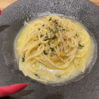 セミーナ - 自家製発酵レモンと積丹産塩ウニのスパゲッティ