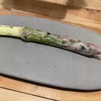 セミーナ - 美唄うちやま農園のグリーンアスパラのオーブン焼き(1本)