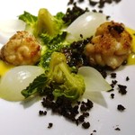 レフェルヴェソンス - 白子のポワレ＆パッションフルーツ、プチオニオン、プチベェール、シブレットのオイルと黒トリフュフ☆