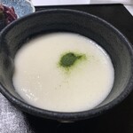 山ばな平八茶屋 - 〆は名物の「とろろ飯」