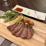 STEAK HOUSE Feu - 赤城和牛　熟成肉　内もも肉200g
