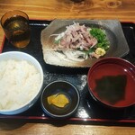 Hakata Kurogane - あじのたたき定食(税込)500円 (2022.05.09)