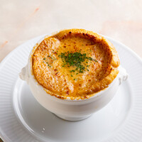 オニオングラタンスープ　グリュイエールチーズ
