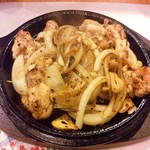 花のれん - せせりのガーリック炒め　　ビールに良く合います～