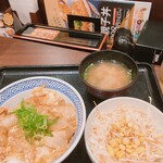 Yoshinoya - 親子丼Aセット(親子丼/生野菜サラダ/みそ汁)