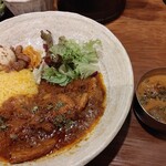 SPICY CURRY 魯珈 - 