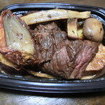 メゾン・ド・ラ・ブルゴーニュ - 牛ハラミのステーキ