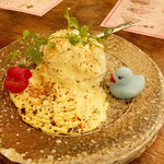 やきとりとサワー 国立FLAT - カルボナーラポテサラ