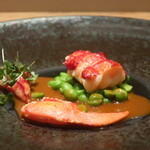 フィエルテ - ブルゴーニュ産 オマールブルー/グリーンピースアップ