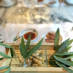 Hei Fung Terrace - ● 山形県産月山筍とウドの百花蛇舌草 半枝蓮 スイカズラ茶炊き
                        
                        