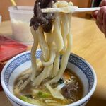 渡辺うどん - 肉玉うどん（小）　450円