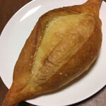 ブーランジェリードール - ガーリックフランス   ￥180なり