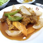 Chuukaryouri Tenjunrou - ＊豚肉は量は少ないですけれど、質はいいそう。お味としては普通だと。 大衆中華のメインとしては少な目のような気がしました。